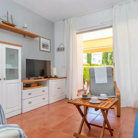 Apartment Greenmar A Down-bajo Acceso Piscina-pool By Interhome